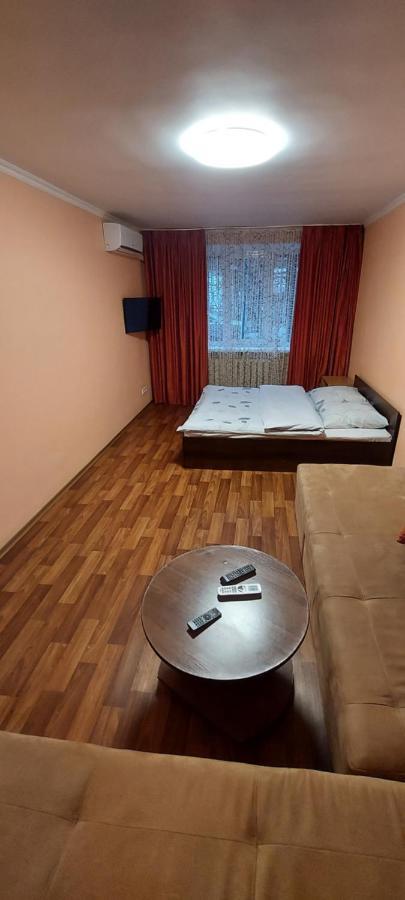 Apartment At Stadionna 3А Kiev Ngoại thất bức ảnh